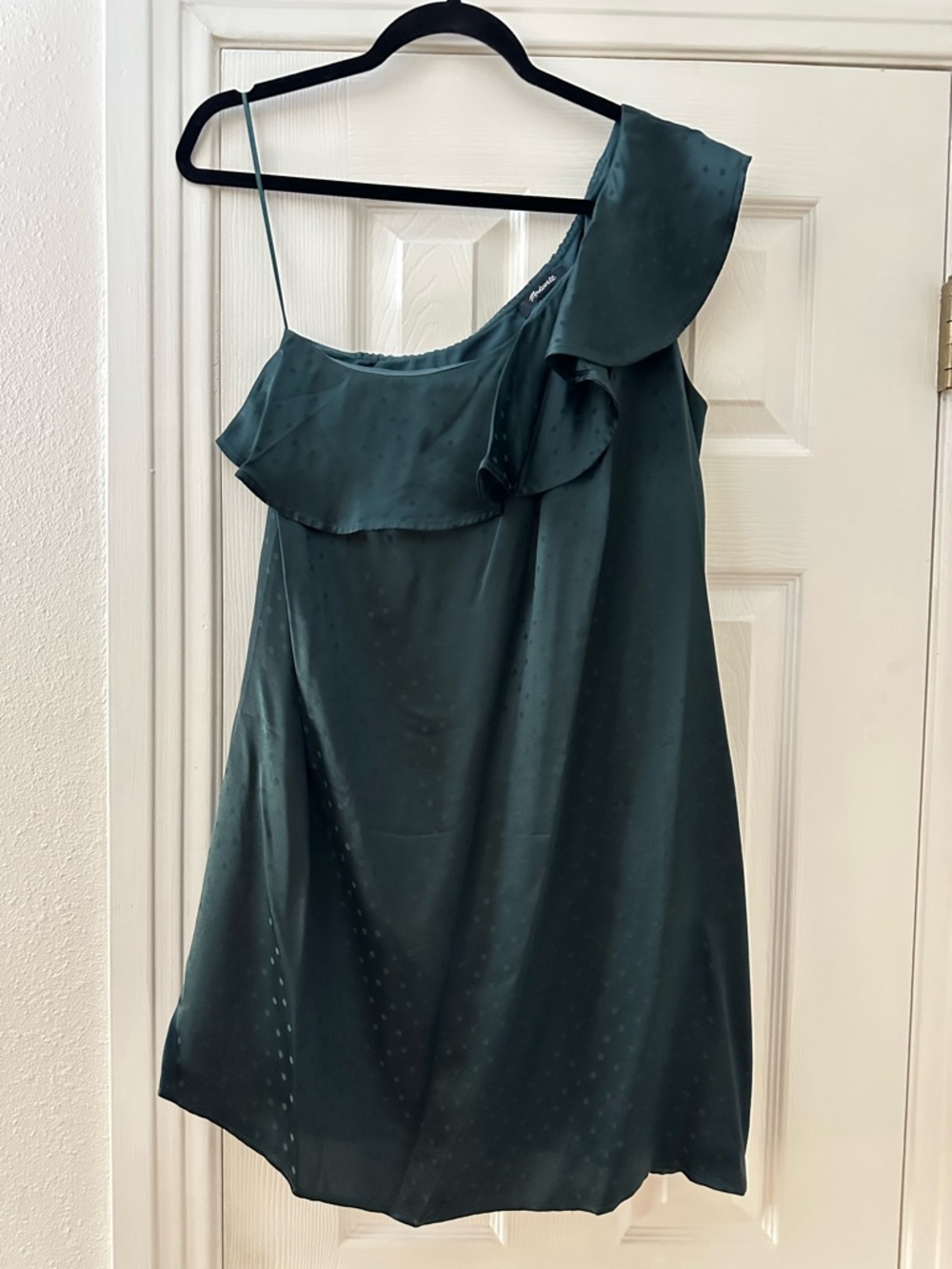 Madewell Silk Dancefloor One-Shoulder Dress Green Polka Dot, size 4